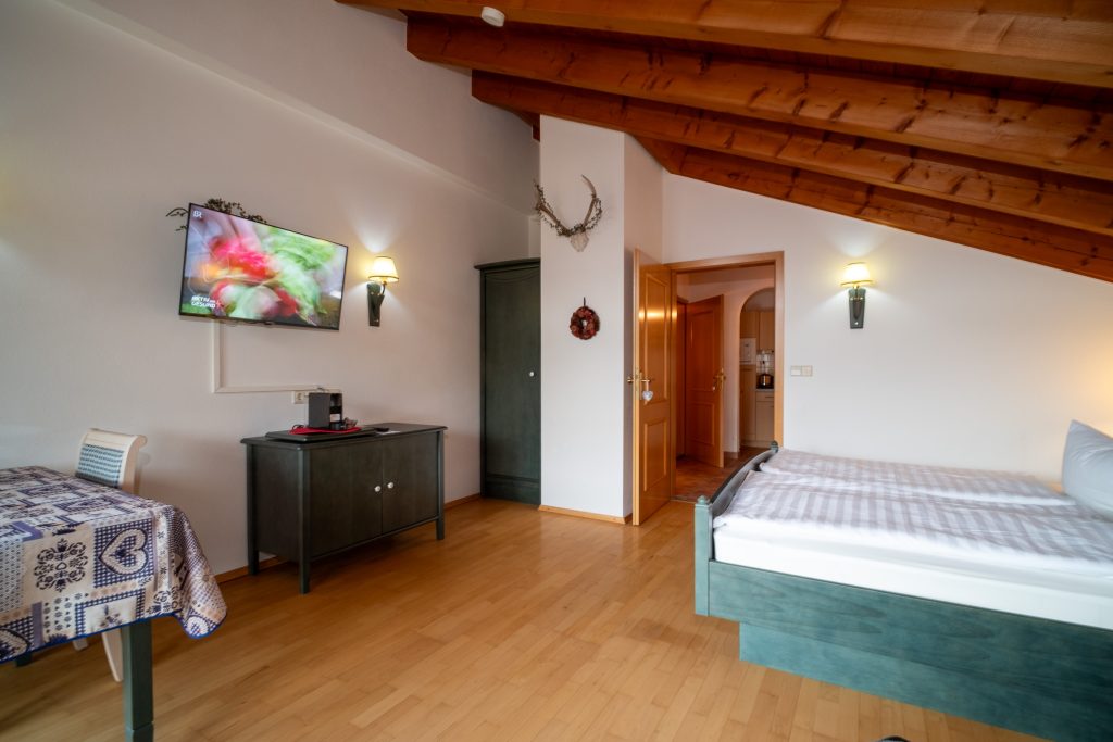 Schlafzimmer Ferienwohnung Zahmer Kaiser